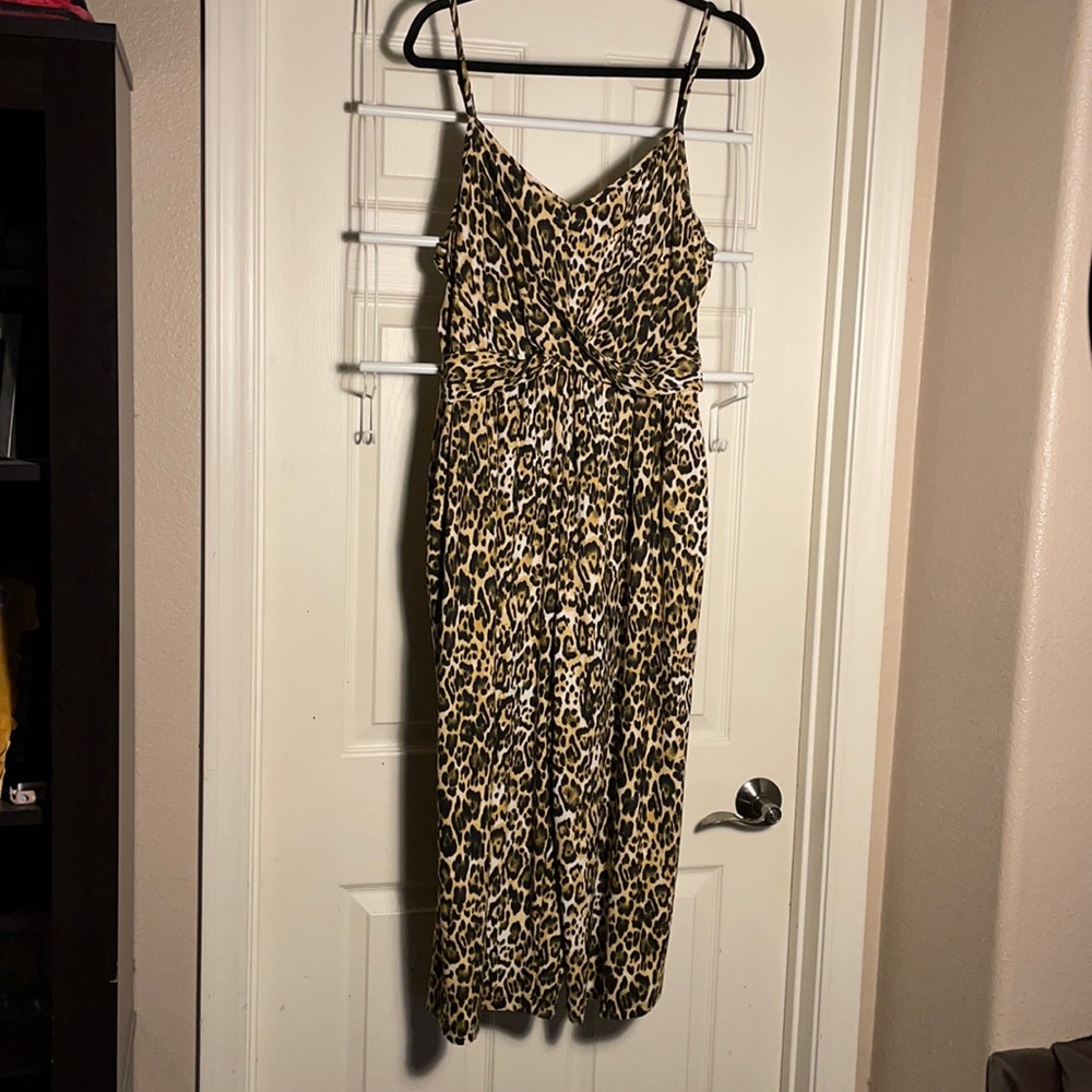 Candies cheetah print jumpsuit w/ pockets - size XXL